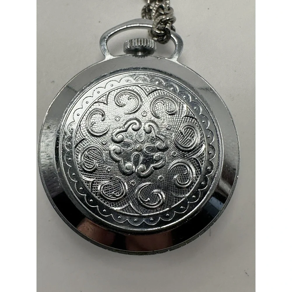 Lenga De Luxe Pendant Watch 34MM‎ Manual Wind Swiss Made Works Silver Tone A79